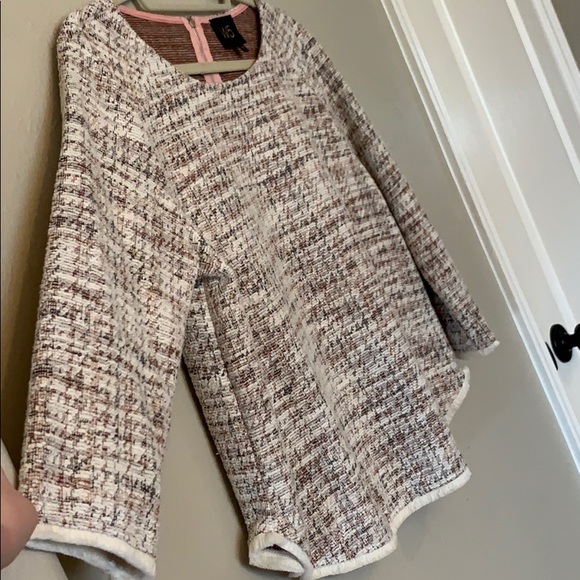 Textured Top - Picture 3 of 5